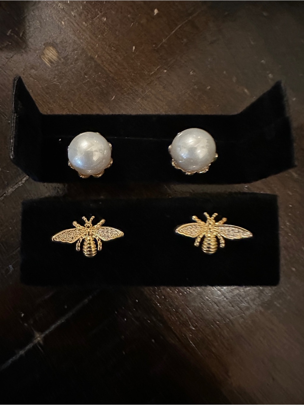 Gold Bee Stud Earrings - Bee Motif